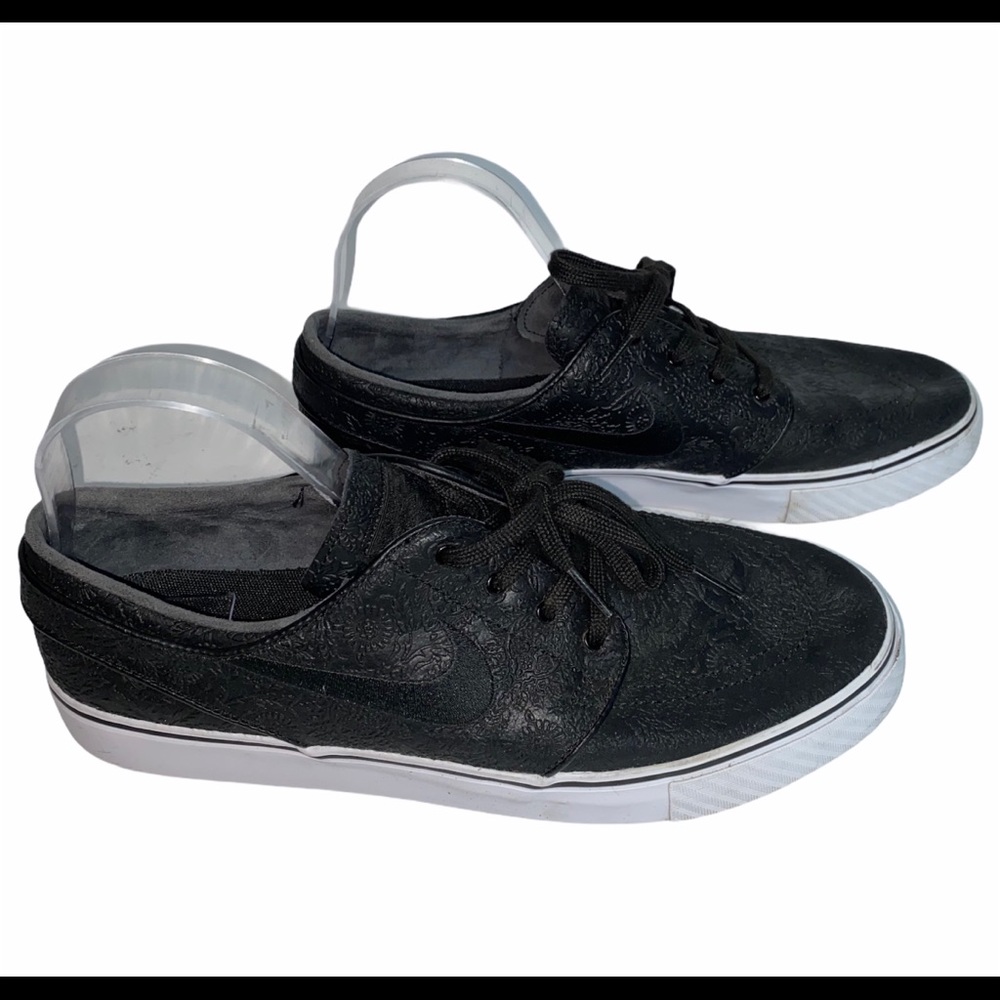 Nike Zoom Stefan Janoski Elite Embossed Sneaker